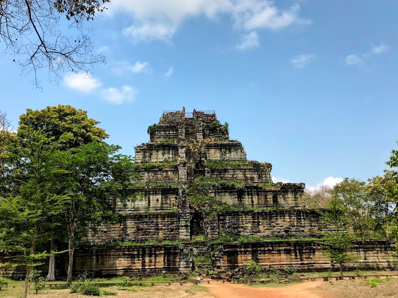 Piramid Koh Ker